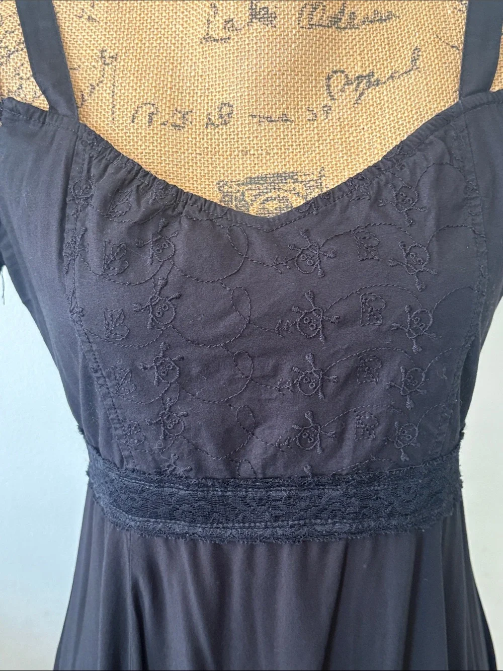 Black Lace Cold-Shoulder Midi Dress